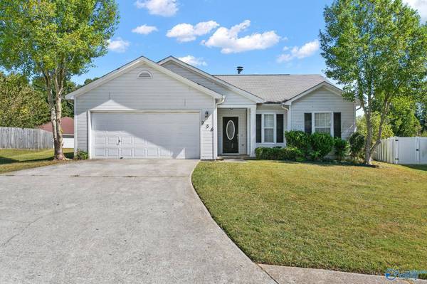 236 River Oaks Drive, Madison, AL 35758