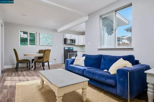 42 W Santa Fe Ave, Pittsburg, CA 94565