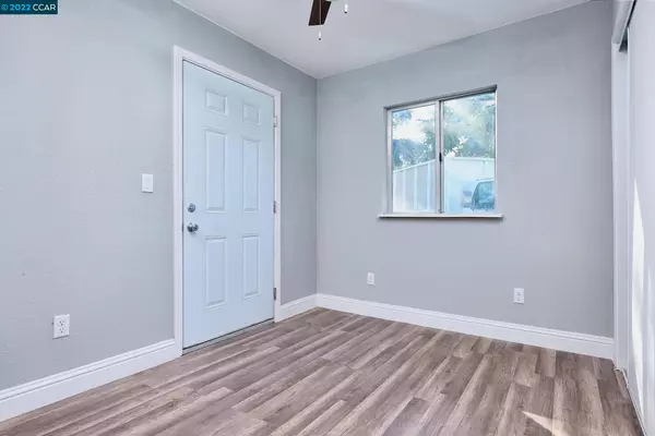 42 W Santa Fe Ave, Pittsburg, CA 94565