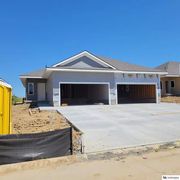 8213 S 178th Street, Omaha, NE 68136