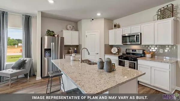 7811 COLLIN TRAILS, Denham Springs, LA 70726