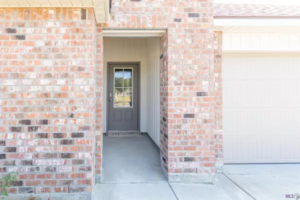 7811 COLLIN TRAILS, Denham Springs, LA 70726