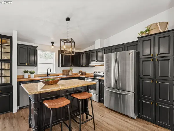 6336 SE 142ND AVE, Portland, OR 97236