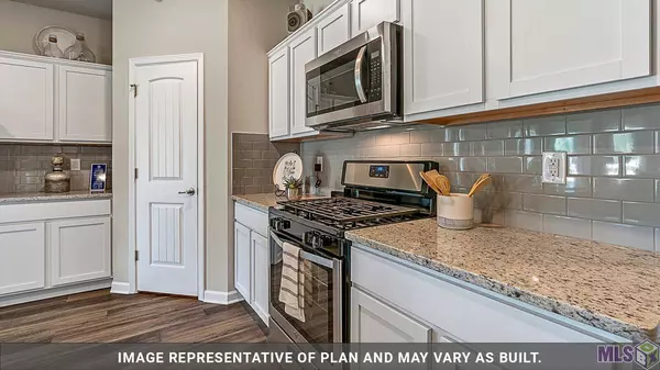 7801 JOE LYNN TRAILS, Denham Springs, LA 70726