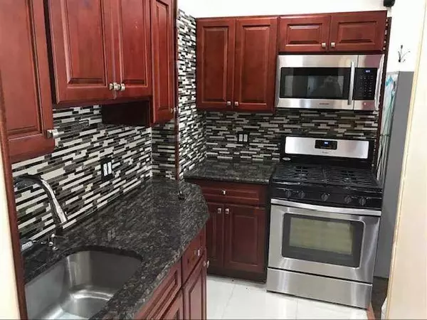 120 WEST 23RD ST, Bayonne, NJ 07002