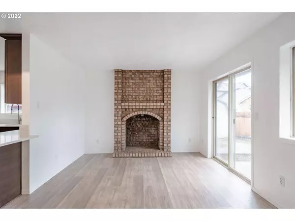 8705 NE 109TH CT, Vancouver, WA 98662