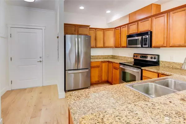 1015 Railroad AVE #507, Bellingham, WA 98225