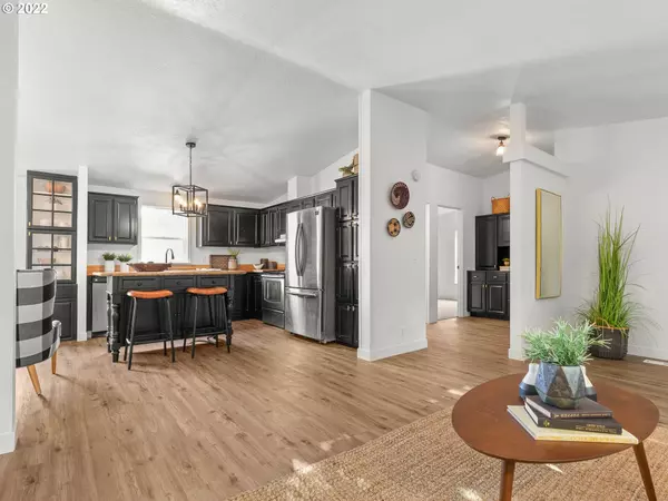 6336 SE 142ND AVE, Portland, OR 97236