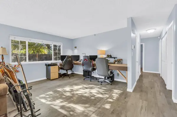 4720 Moorpark WAY, Sacramento, CA 95842