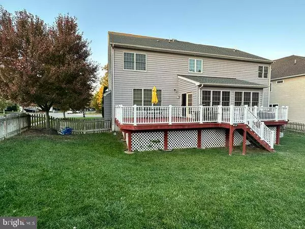 42341 FRIENDSHIP ST, Chantilly, VA 20152