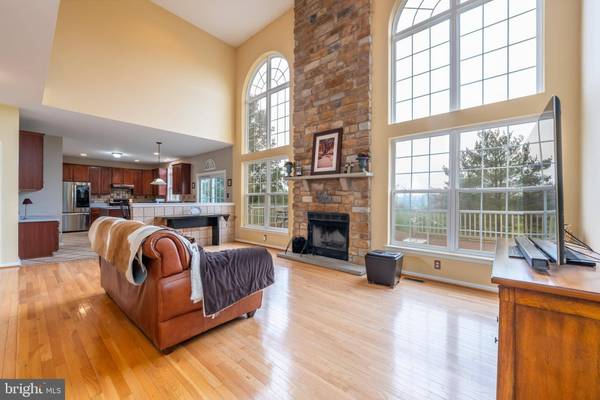 328 VICTORIA LN, Perkasie, PA 18944