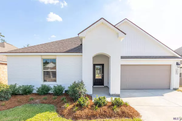 7823 COLLIN TRAILS, Denham Springs, LA 70726