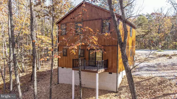 8011 CROOKED RUN, Basye, VA 22810