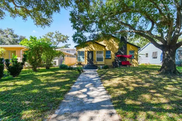 1636 15TH ST N, St Petersburg, FL 33704