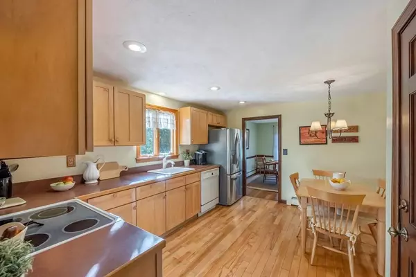 3 Larchmont Cir, Andover, MA 01810