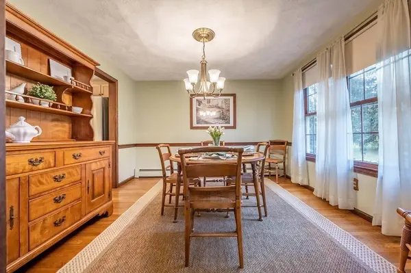 3 Larchmont Cir, Andover, MA 01810