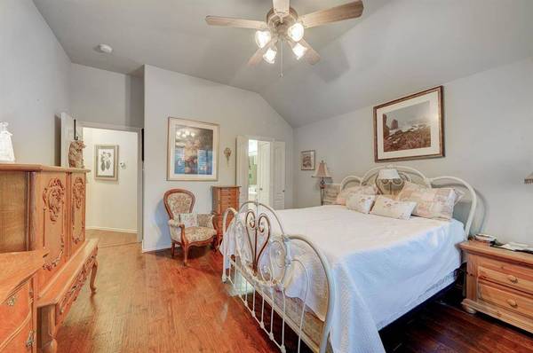 2315 Caroline Park LN, Spring, TX 77386