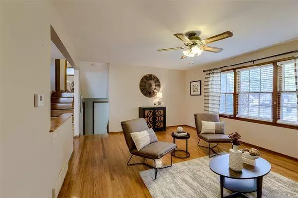 16724 E 31st TER #S, Independence, MO 64055