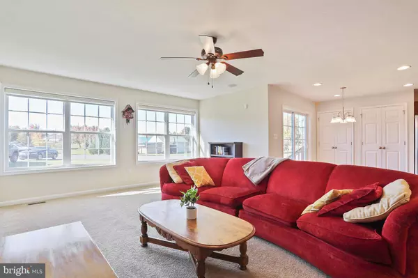 99 HIALEAH PL, Martinsburg, WV 25404