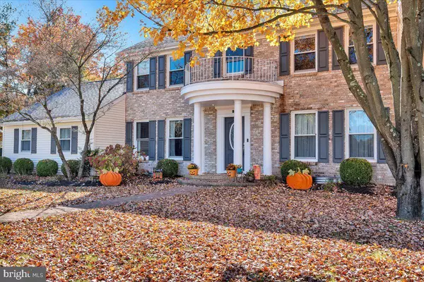 15 ALLUVIUM LAKES DR, Voorhees, NJ 08043