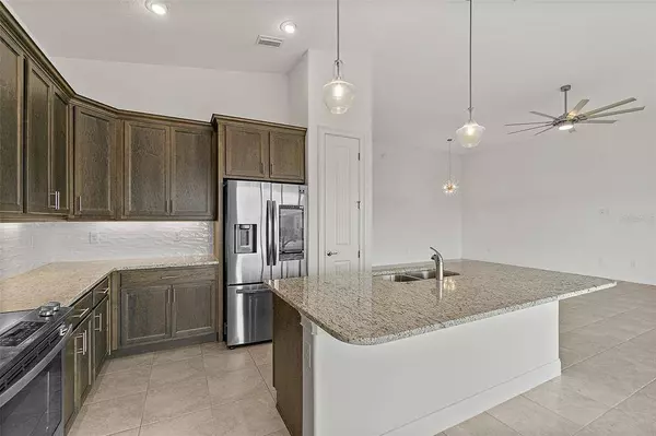 260 FUCHSIA ST, Daytona Beach, FL 32124