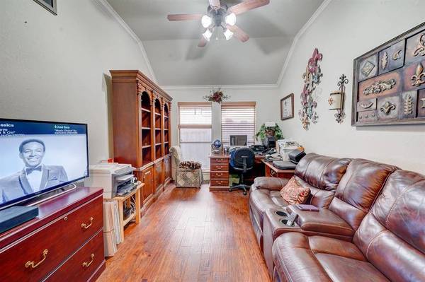 2315 Caroline Park LN, Spring, TX 77386