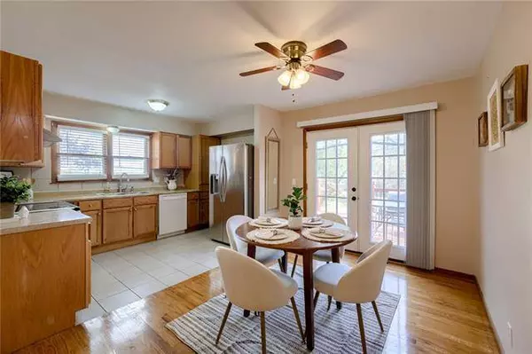 16724 E 31st TER #S, Independence, MO 64055