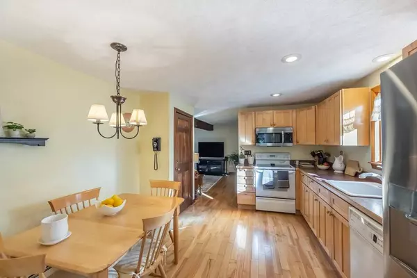 3 Larchmont Cir, Andover, MA 01810