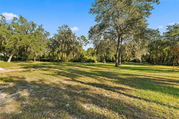 26 HAZELWOOD RD, Debary, FL 32713