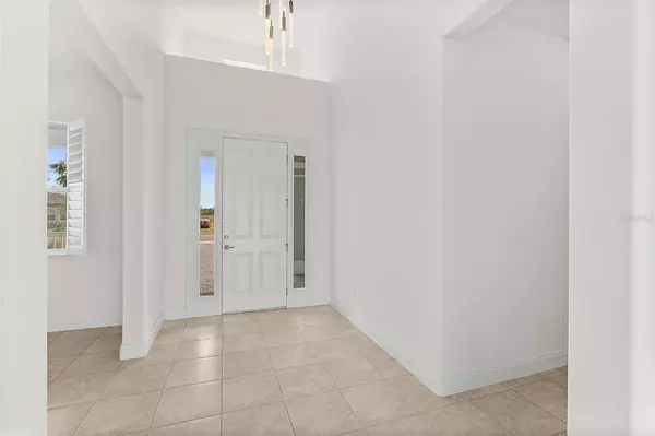 260 FUCHSIA ST, Daytona Beach, FL 32124