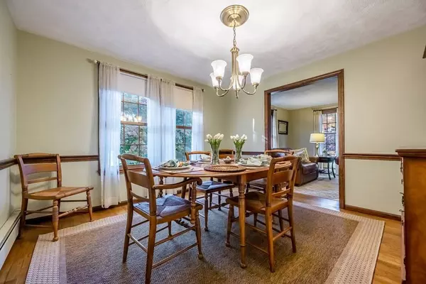 3 Larchmont Cir, Andover, MA 01810