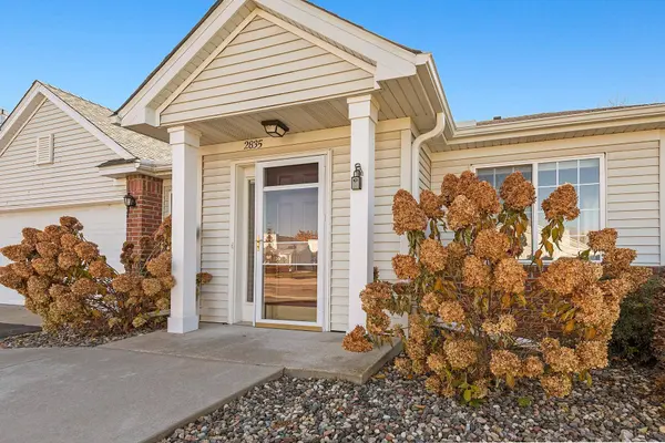 2835 87th ST E #25, Inver Grove Heights, MN 55076