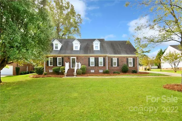 621 Peace Haven RD, Kannapolis, NC 28083