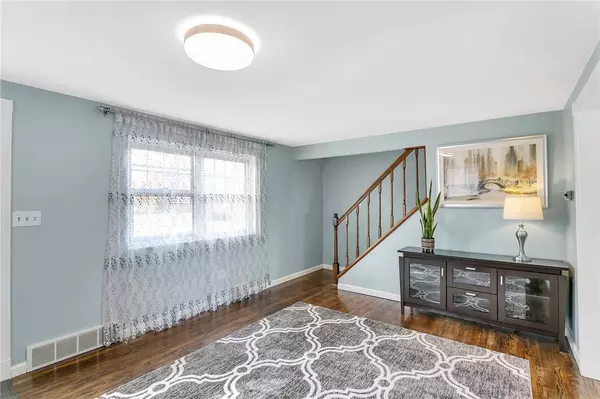 723 Illini Dr, Monroeville, PA 15146