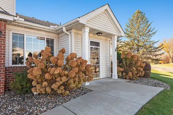 2835 87th ST E #25, Inver Grove Heights, MN 55076