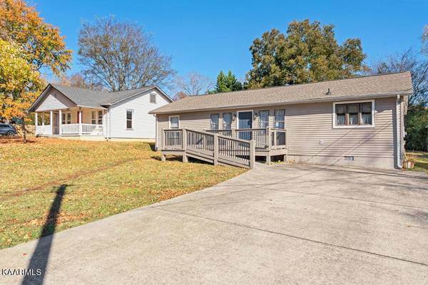 808 NW Willow St, Cleveland, TN 37311