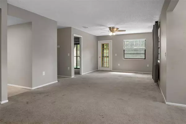 11606 BAYWOOD MEADOWS DR #8, New Port Richey, FL 34654