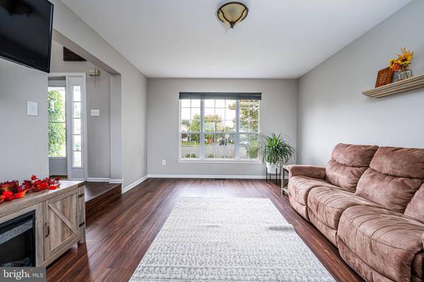 232 STALLION LN, Schwenksville, PA 19473