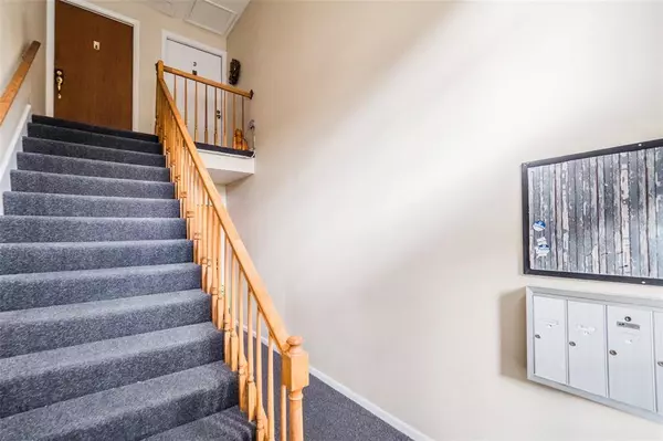 4258 LAKE UNDERHILL RD #D, Orlando, FL 32803