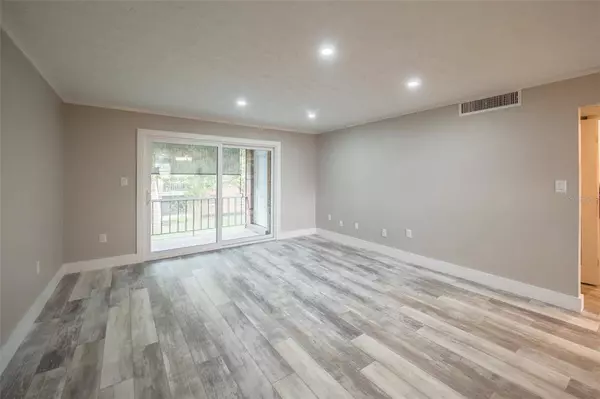 4258 LAKE UNDERHILL RD #D, Orlando, FL 32803