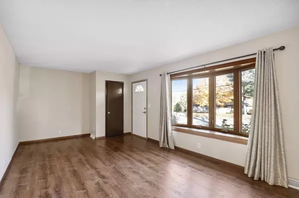 4733 W 110th ST, Bloomington, MN 55437