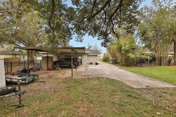 103 DAVIS ST, Auburndale, FL 33823