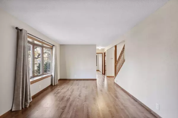 4733 W 110th ST, Bloomington, MN 55437