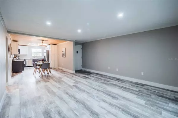 4258 LAKE UNDERHILL RD #D, Orlando, FL 32803