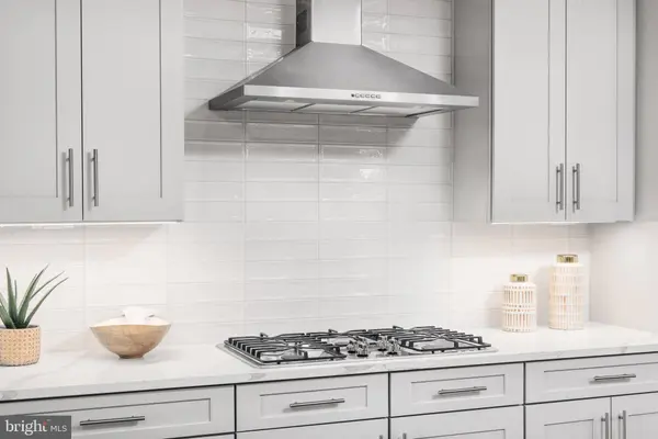 233 HICKORY HOLLOW CT, Cockeysville, MD 21030