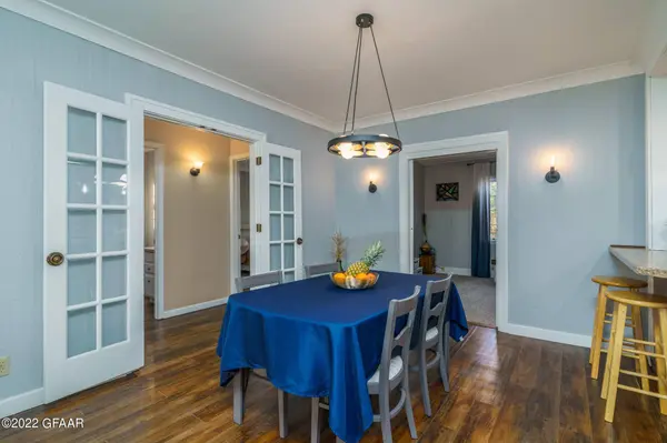 1318 CHESTNUT Street, Grand Forks, ND 58201