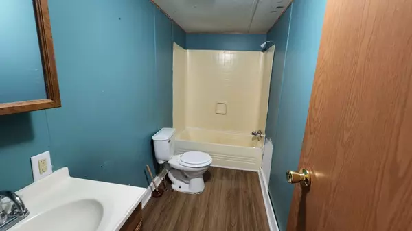 133 Ramsey Blvd, Copper Hill, VA 24079