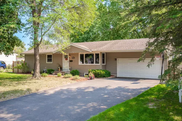 6008 Rhode Island AVE N, New Hope, MN 55428