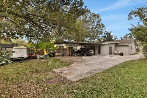 103 DAVIS ST, Auburndale, FL 33823