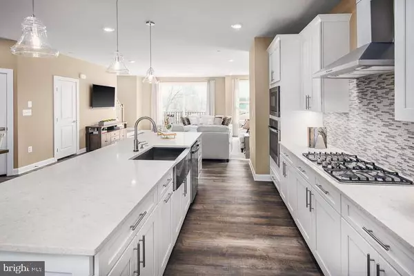 239 HICKORY HOLLOW CT, Cockeysville, MD 21030